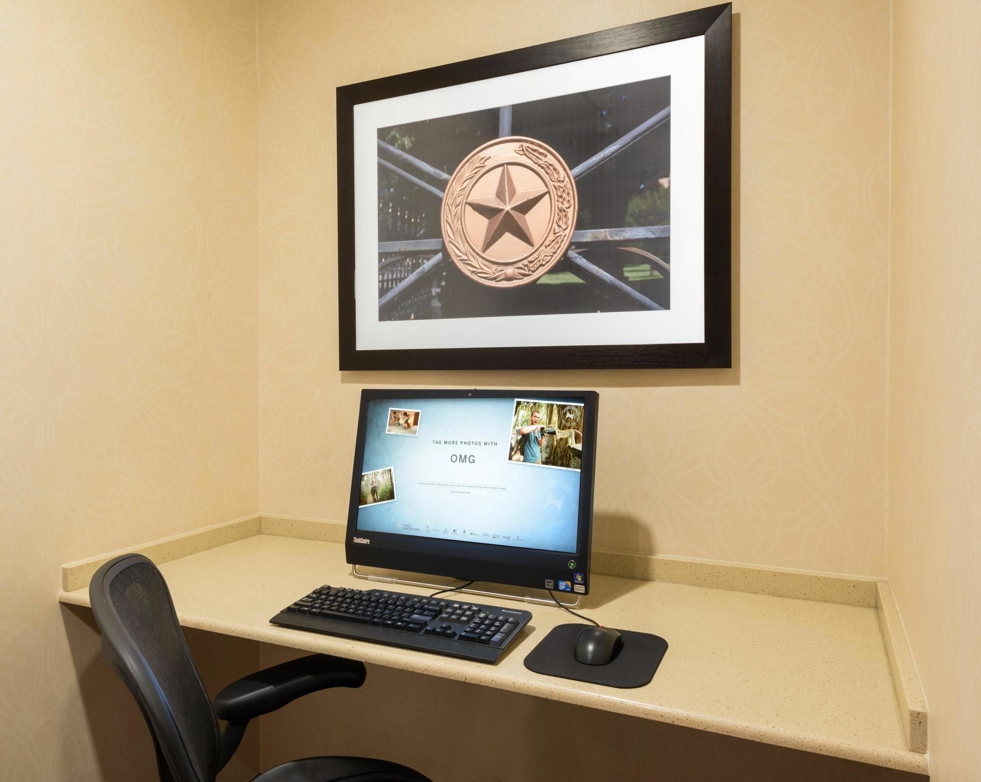 Doubletree By Hilton Downtown Capitol Austin