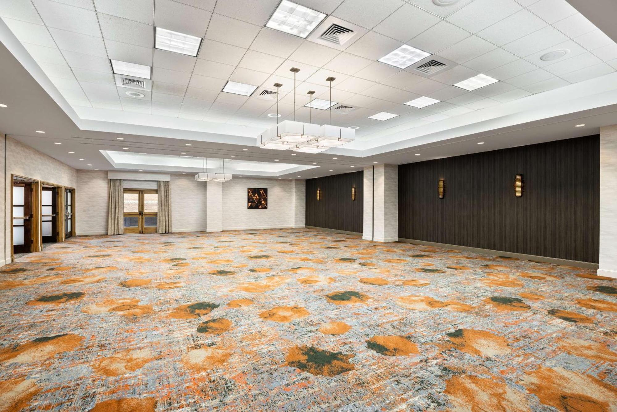 Doubletree By Hilton Downtown Capitol Austin